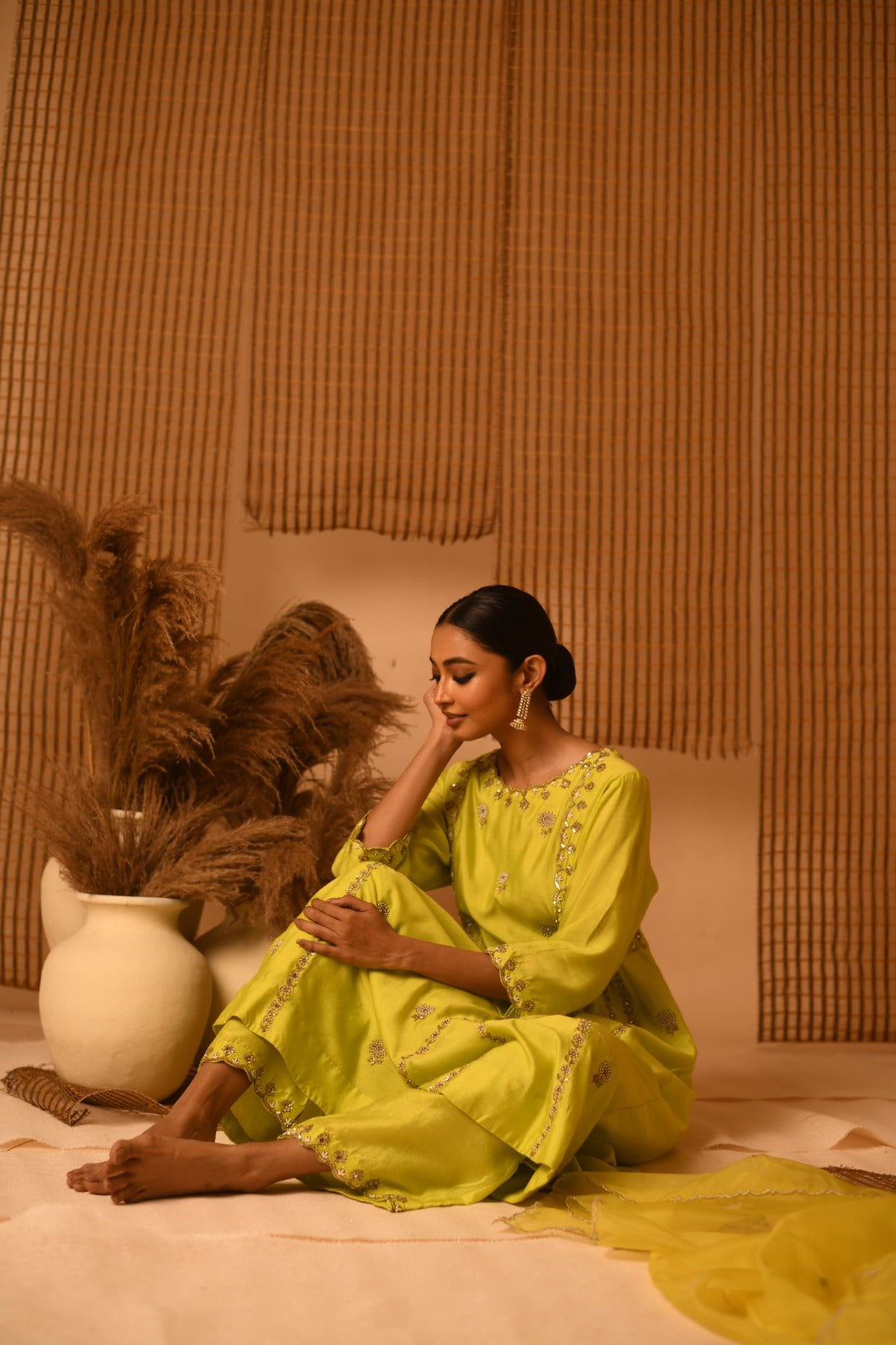 Resham Ki Bahaar