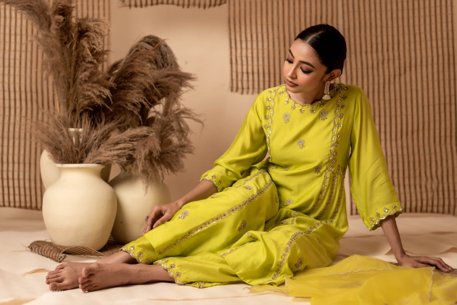 Resham Ki Bahaar