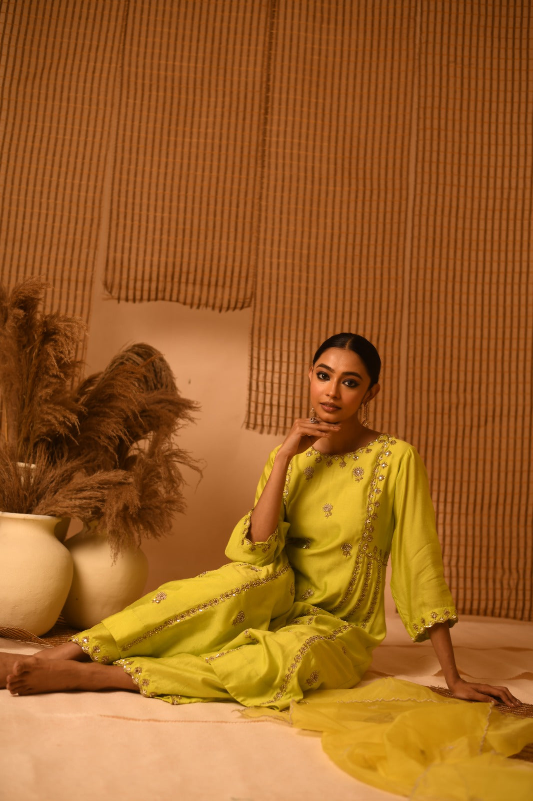Resham Ki Bahaar
